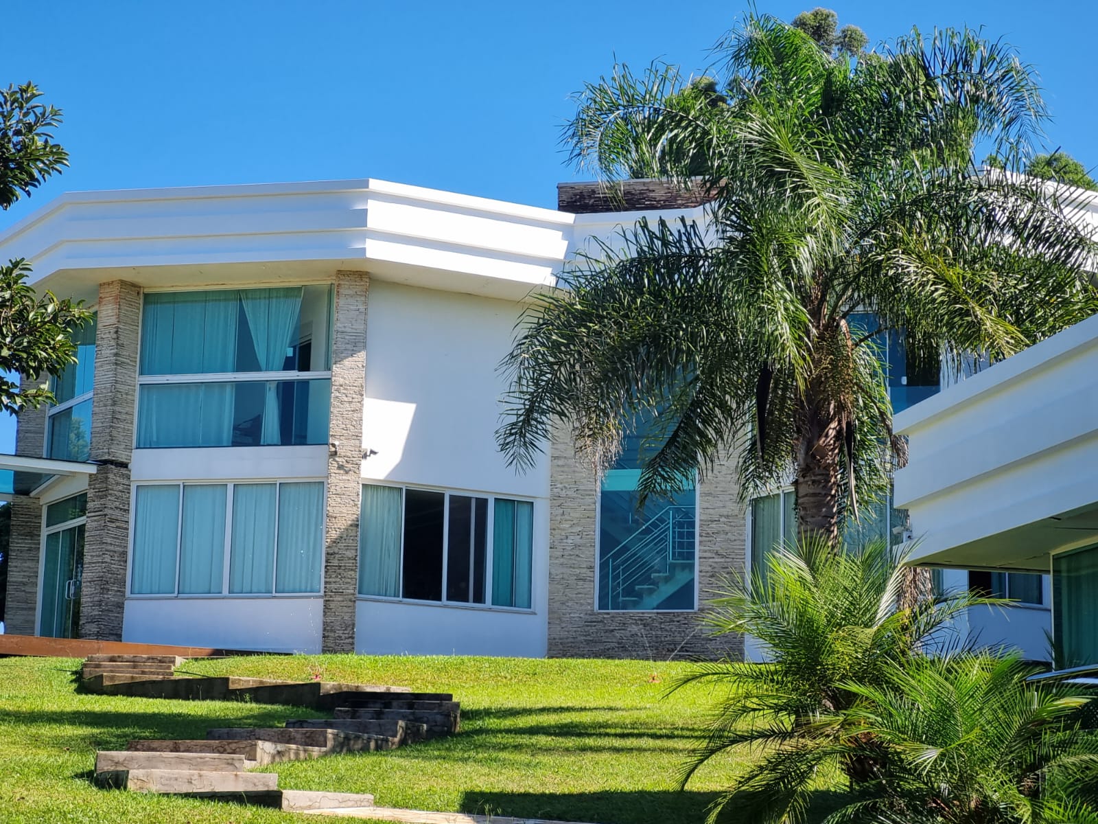 Pintura Residencial - Casa Moderna